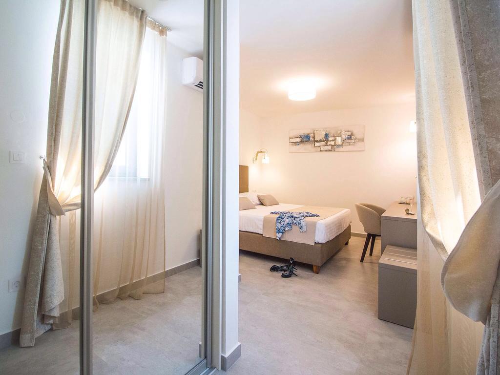 Luxury Rooms Pino Split Eksteriør billede