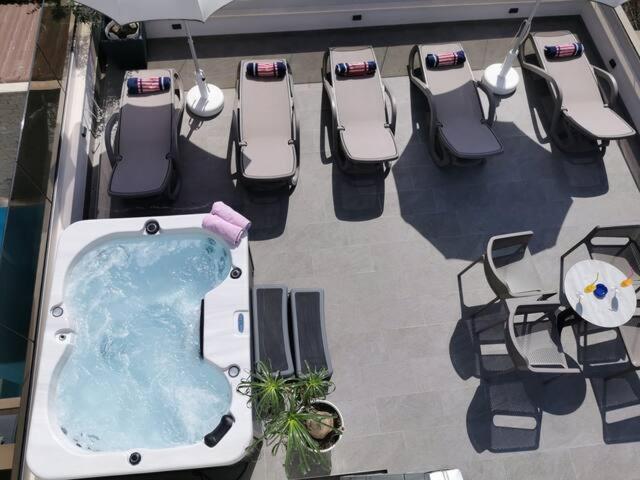Luxury Rooms Pino Split Eksteriør billede