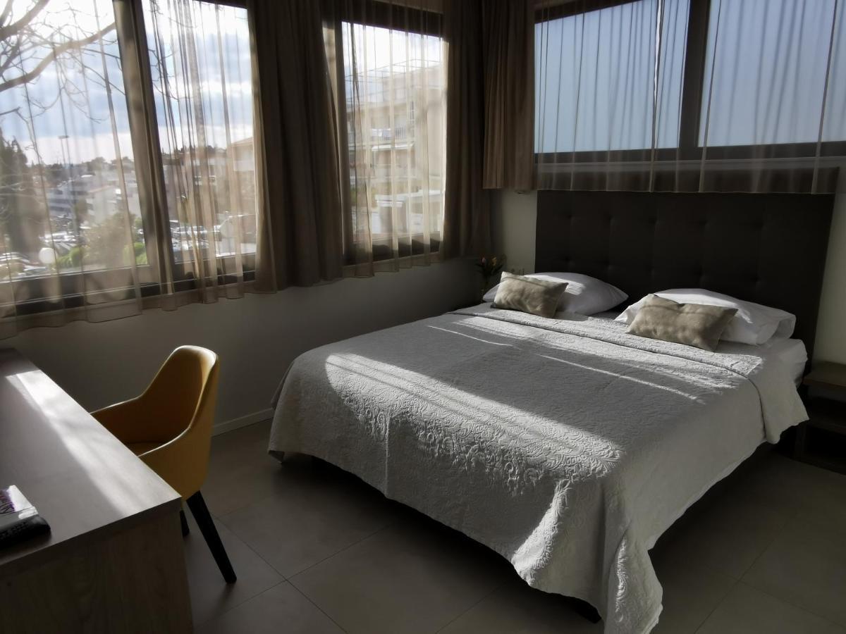 Luxury Rooms Pino Split Eksteriør billede