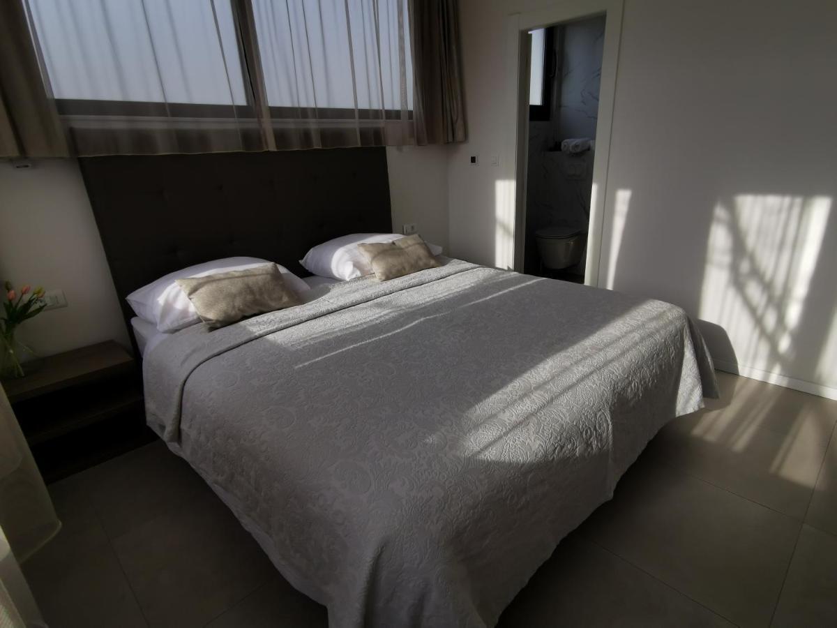 Luxury Rooms Pino Split Eksteriør billede