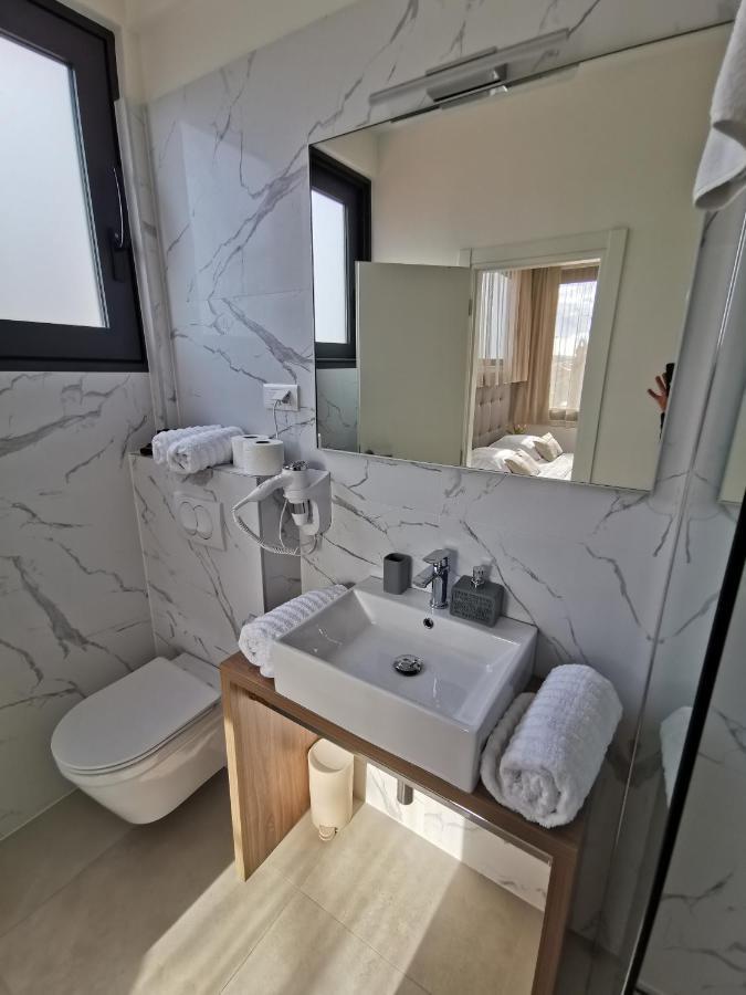 Luxury Rooms Pino Split Eksteriør billede