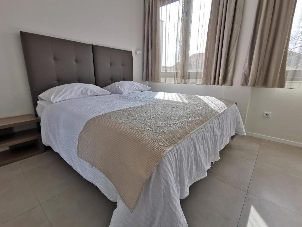 Luxury Rooms Pino Split Eksteriør billede