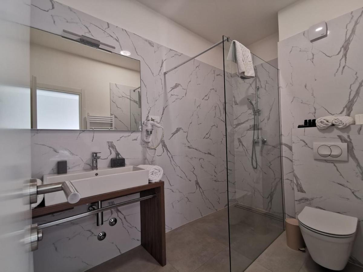Luxury Rooms Pino Split Eksteriør billede